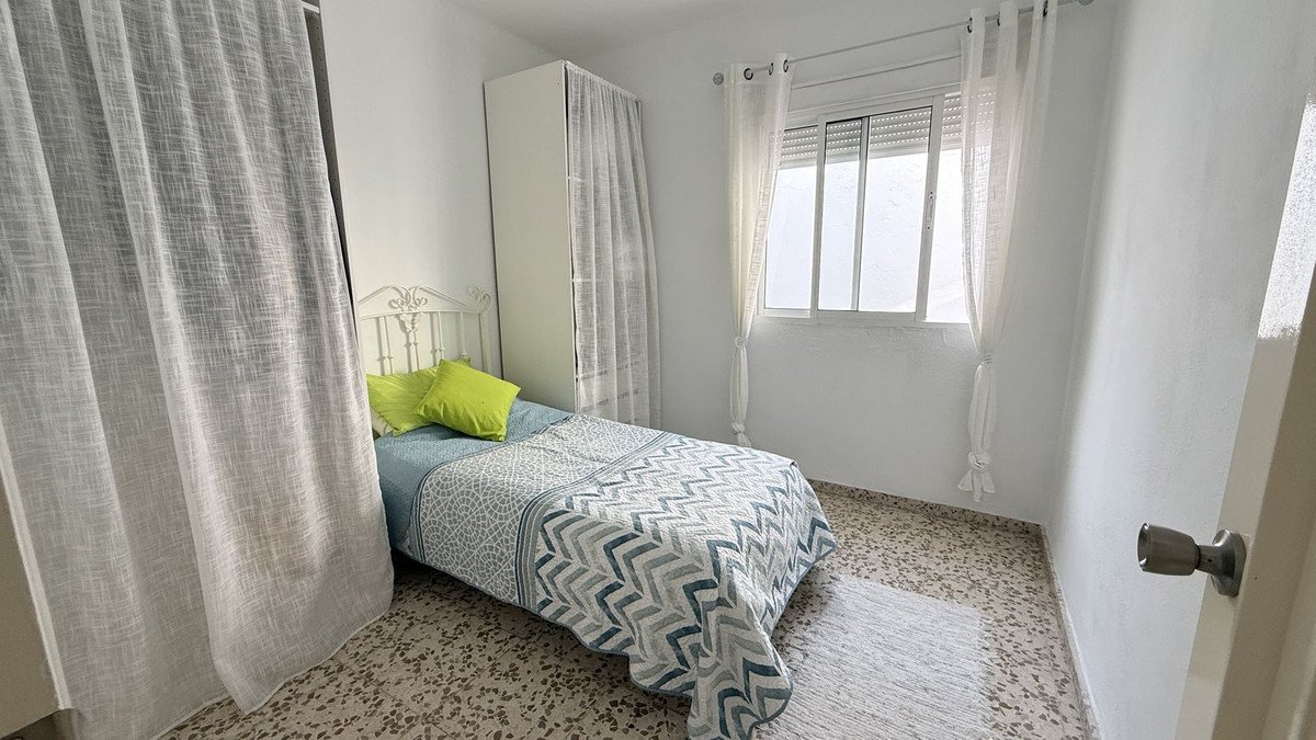 7 Bed Townhouse in Alhaurín el Grande
