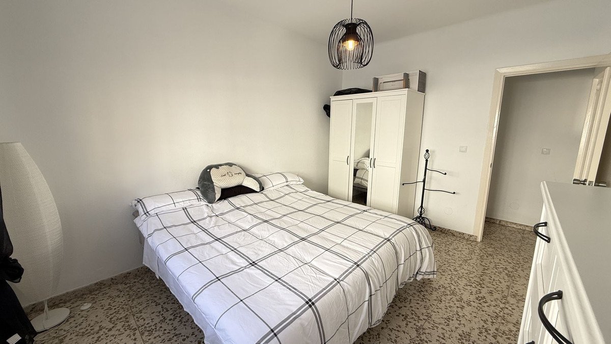 7 Bed Townhouse in Alhaurín el Grande