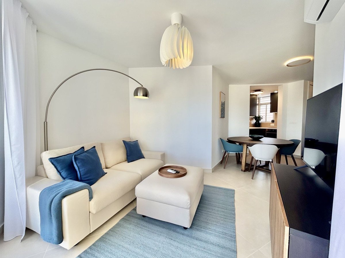1 Bed Middle Floor Apartment in Fuengirola