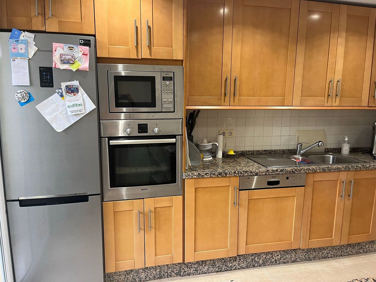 2 Bed Middle Floor Apartment in Casares Playa