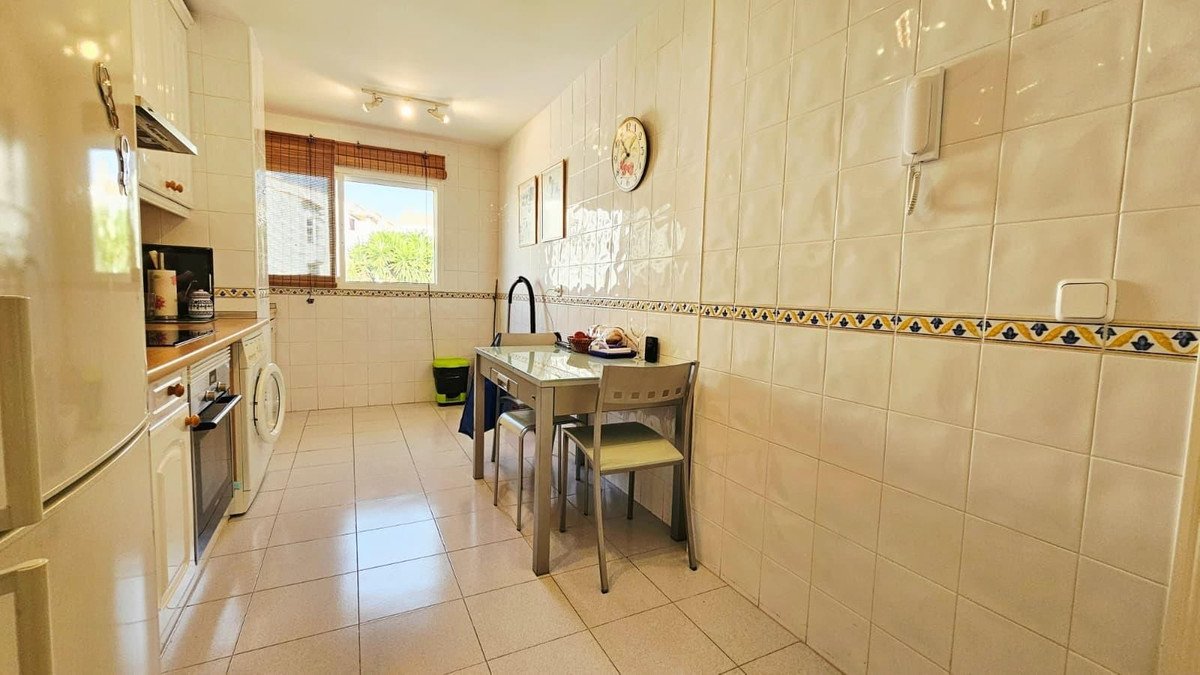 3 Bed Penthouse Duplex in Bel Air