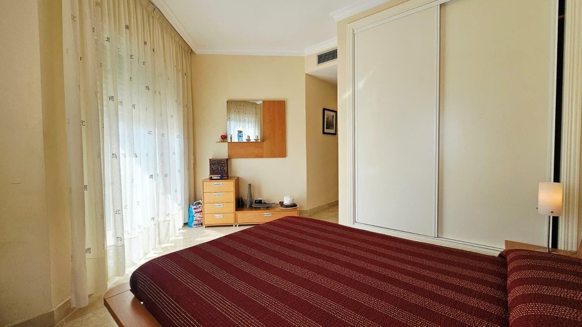 3 Bed Penthouse Duplex in Bel Air