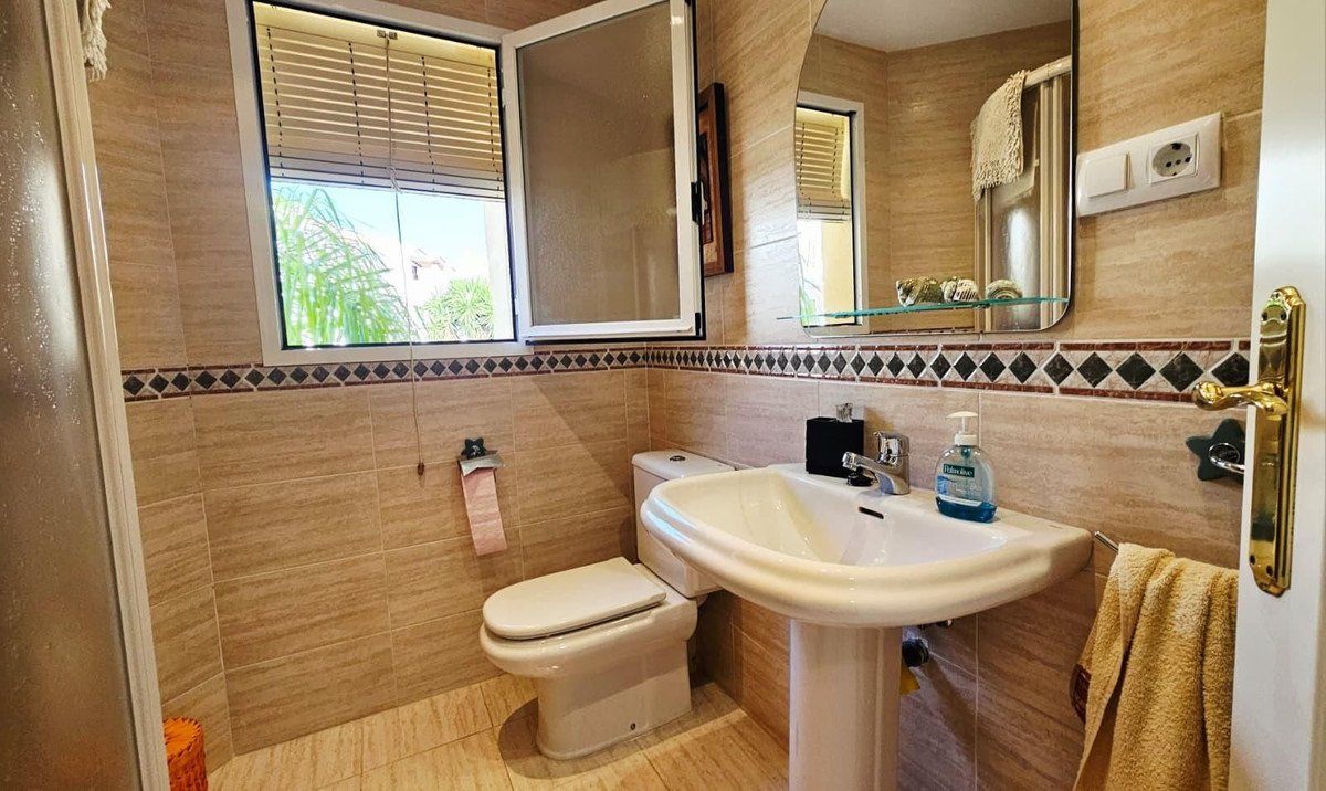 3 Bed Penthouse Duplex in Bel Air