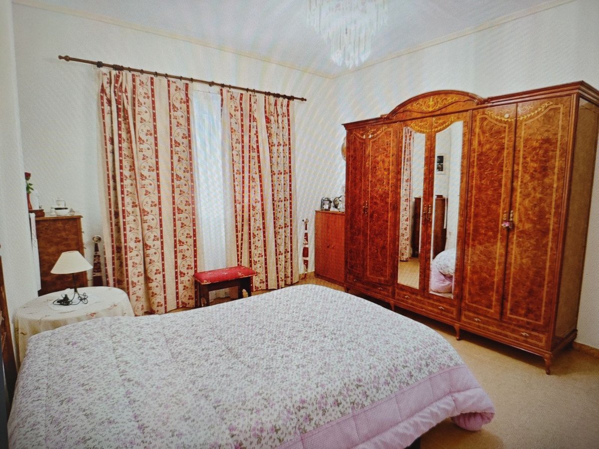 5 Bed Townhouse in Victoria Eugenia