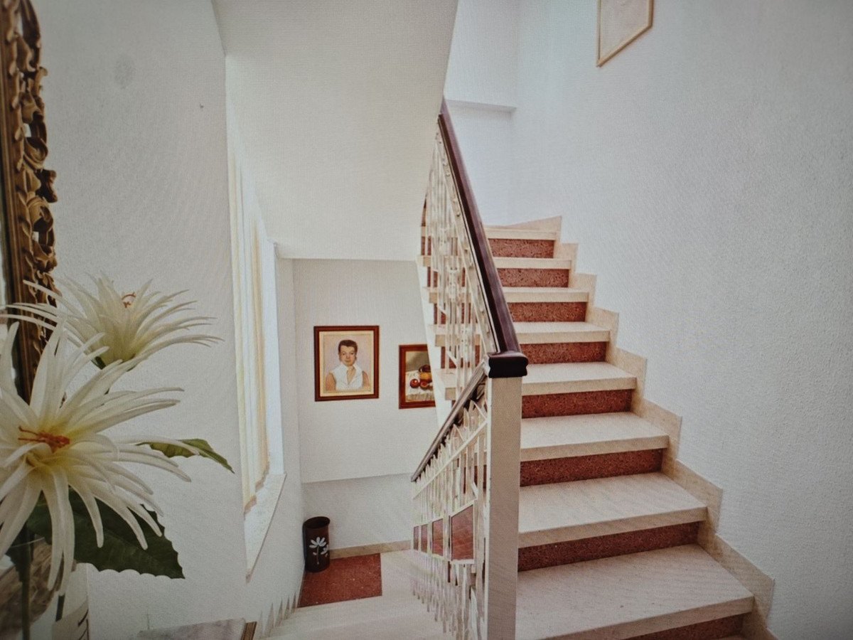 5 Bed Townhouse in Victoria Eugenia