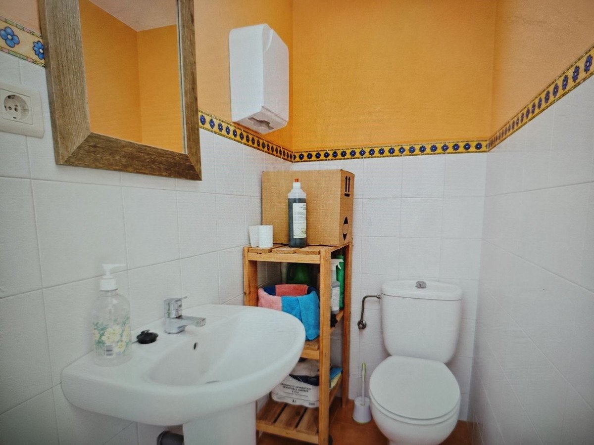 5 Bed Townhouse in Victoria Eugenia