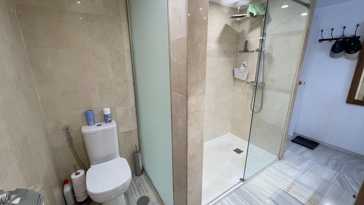 3 Bed Penthouse Duplex in Bel Air