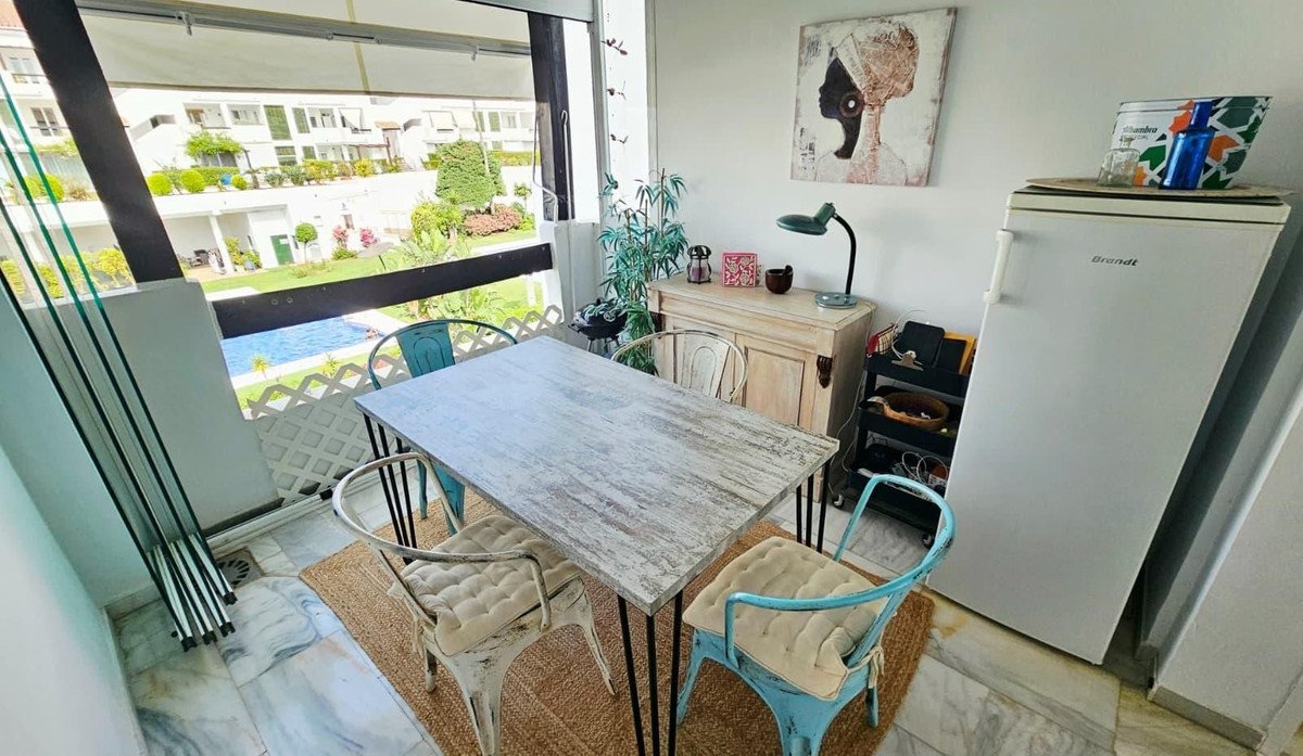 3 Bed Penthouse Duplex in Bel Air