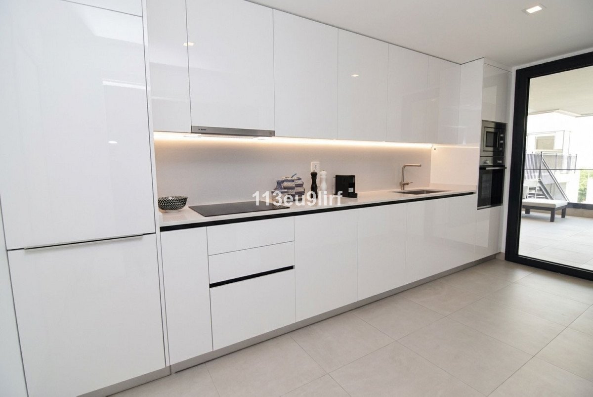 3 Bed Ground Floor Apartment in Estepona