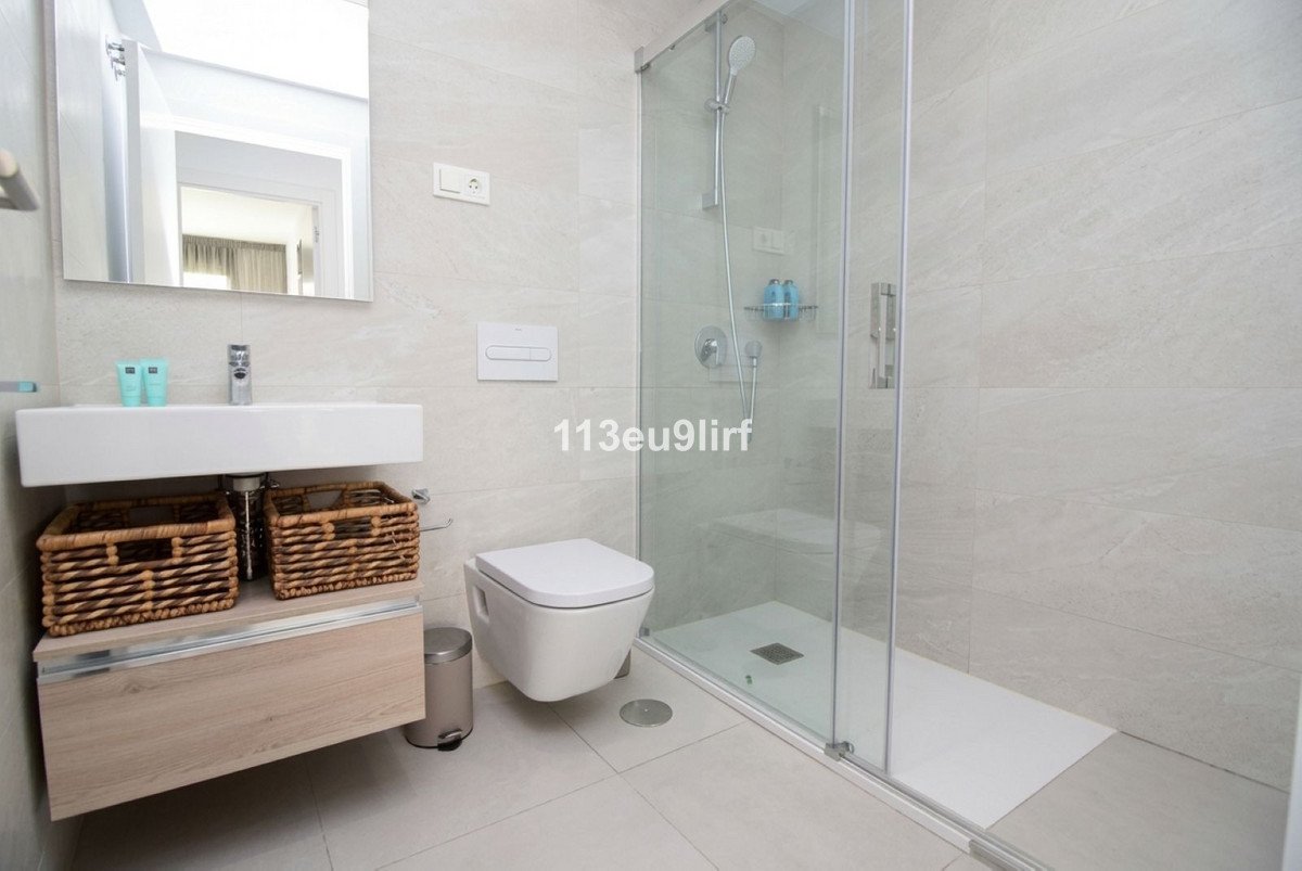 3 Bed Ground Floor Apartment in Estepona