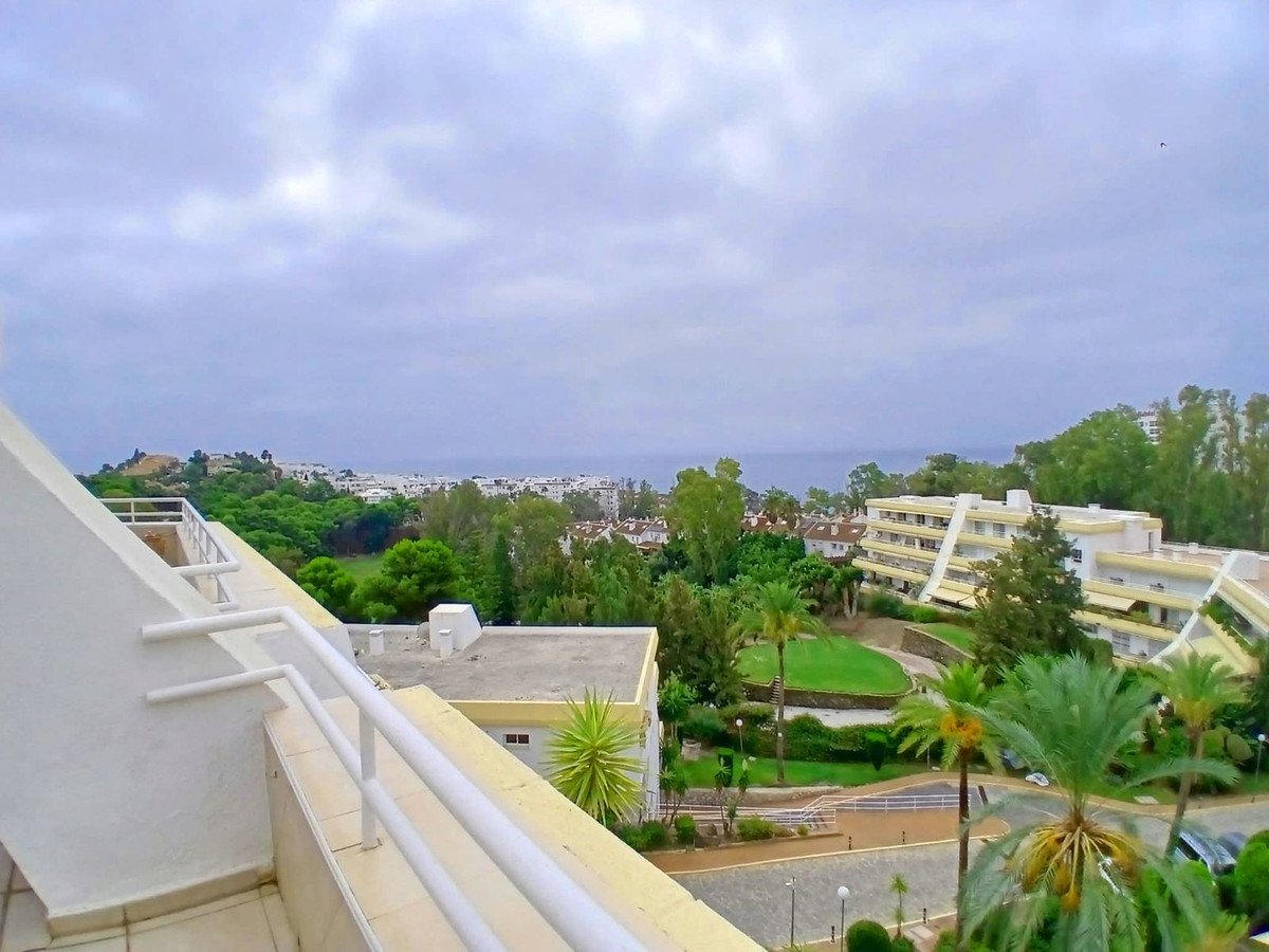 3 Bed Penthouse in Torrequebrada