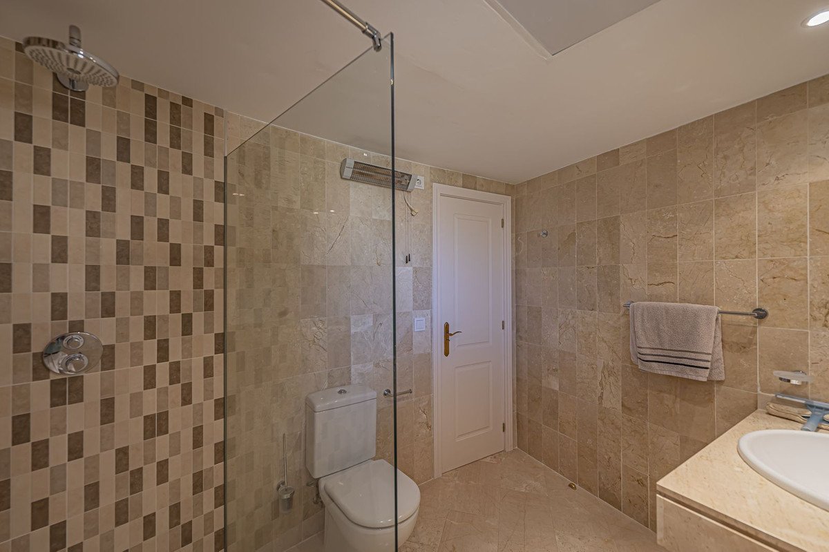 3 Bed Top Floor Apartment in Costalita