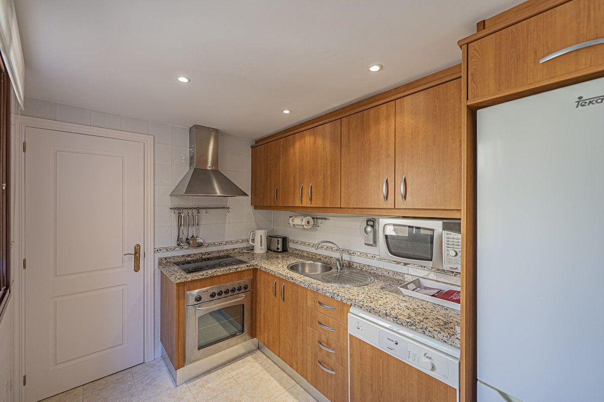 3 Bed Top Floor Apartment in Costalita