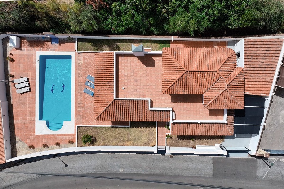3 Bed Detached Villa in Benalmadena