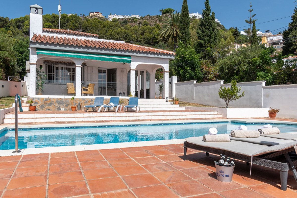 3 Bed Detached Villa in Benalmadena