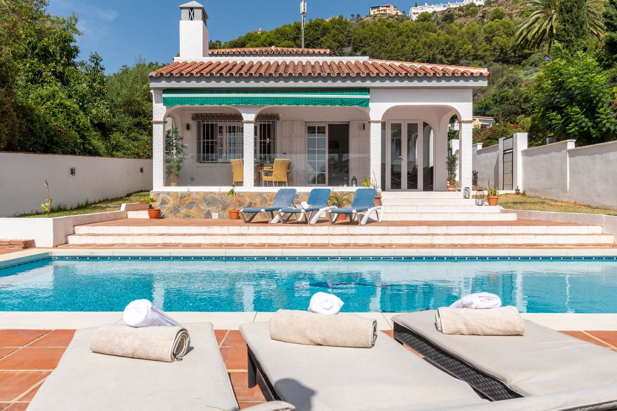3 Bed Detached Villa in Benalmadena