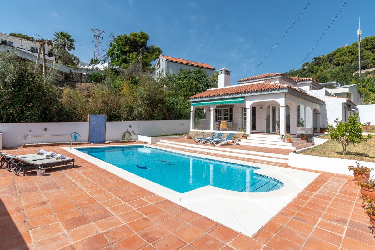 3 Bed Detached Villa in Benalmadena
