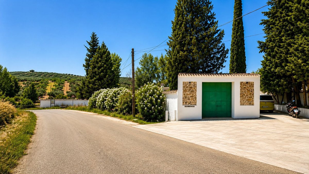 5 Bed Finca - Cortijo in Villanueva del Rosario