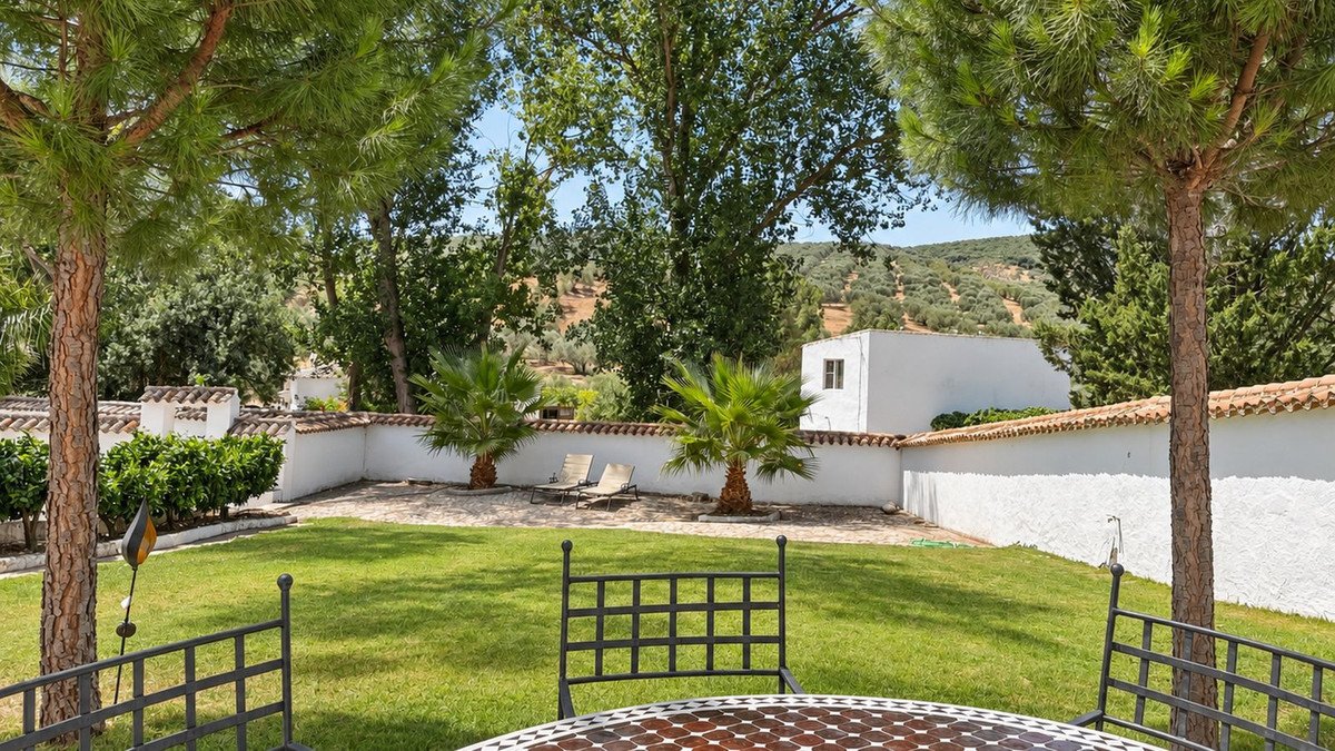 5 Bed Finca - Cortijo in Villanueva del Rosario