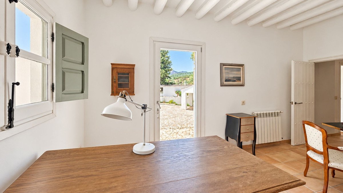 5 Bed Finca - Cortijo in Villanueva del Rosario