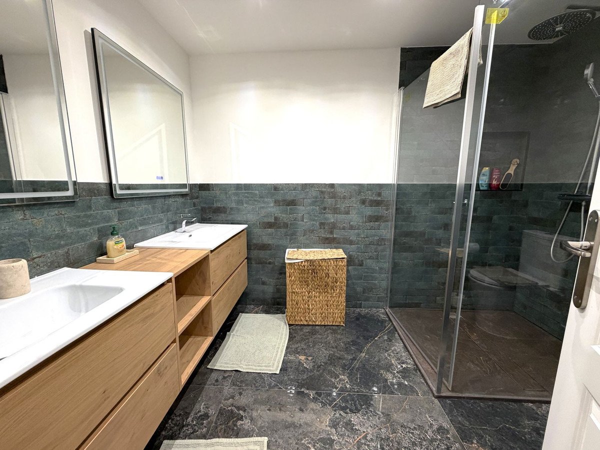 2 Bed Ground Floor Apartment in Puerto Banús