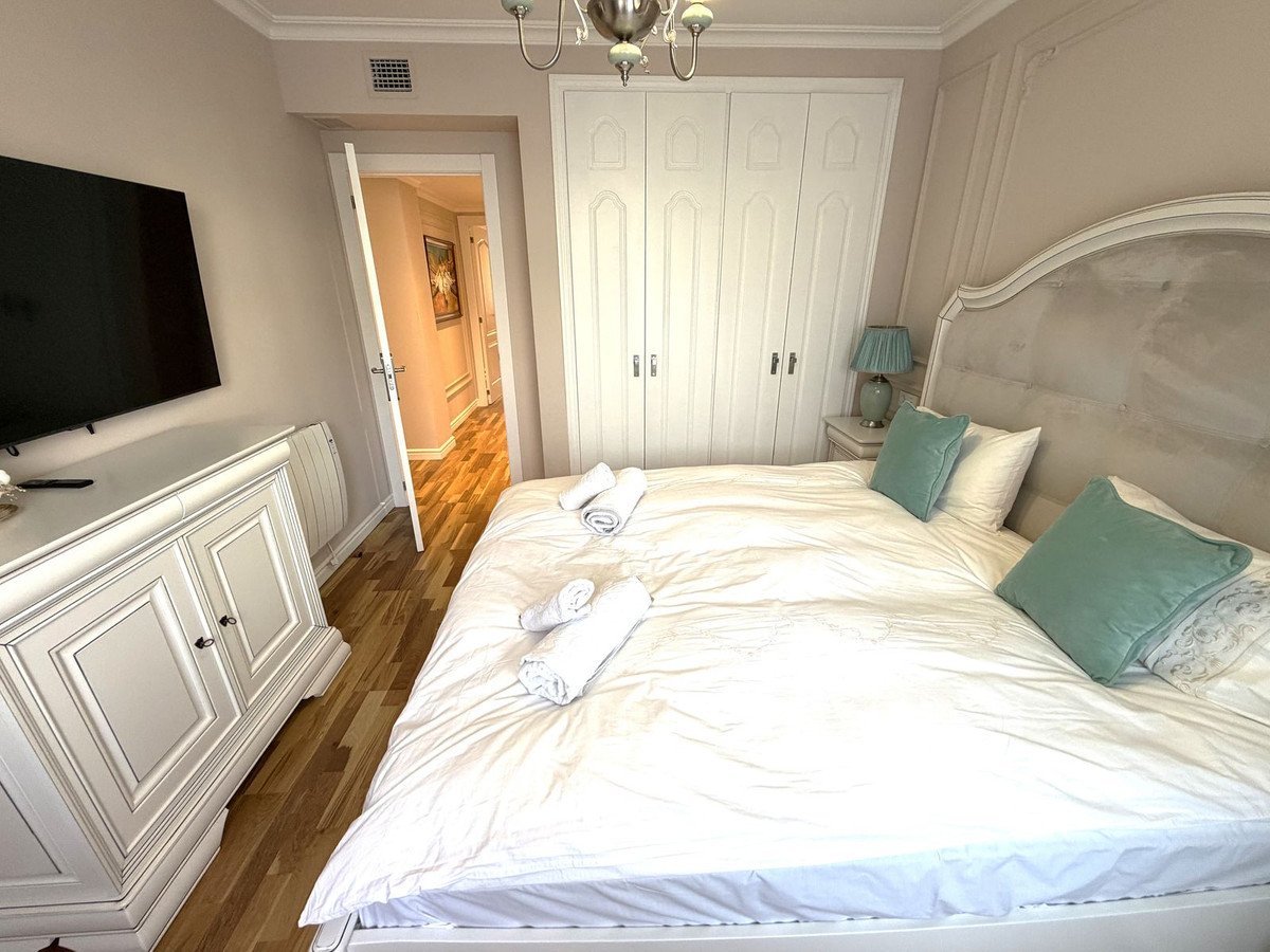 2 Bed Ground Floor Apartment in Puerto Banús