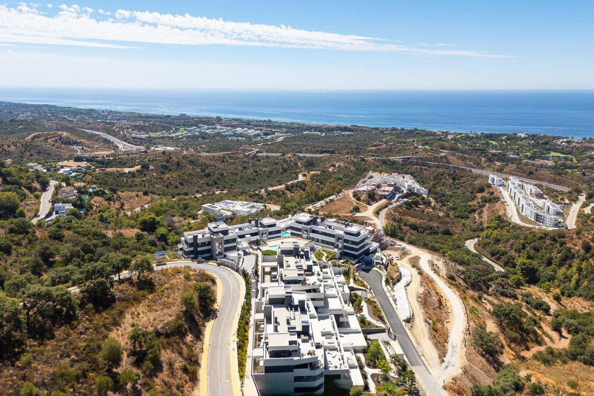 3 Bed Penthouse Duplex in Altos de los Monteros