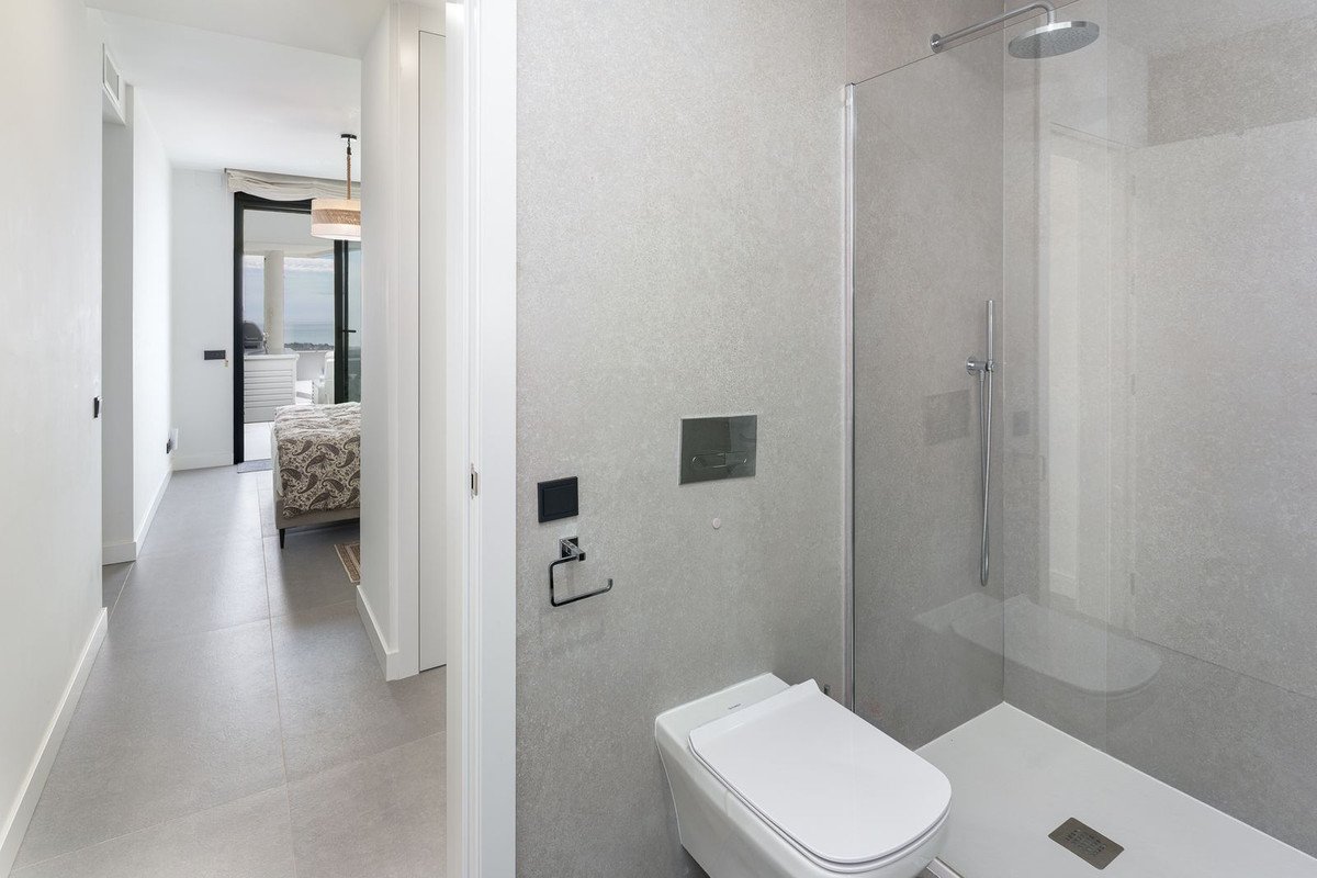 3 Bed Penthouse Duplex in Altos de los Monteros