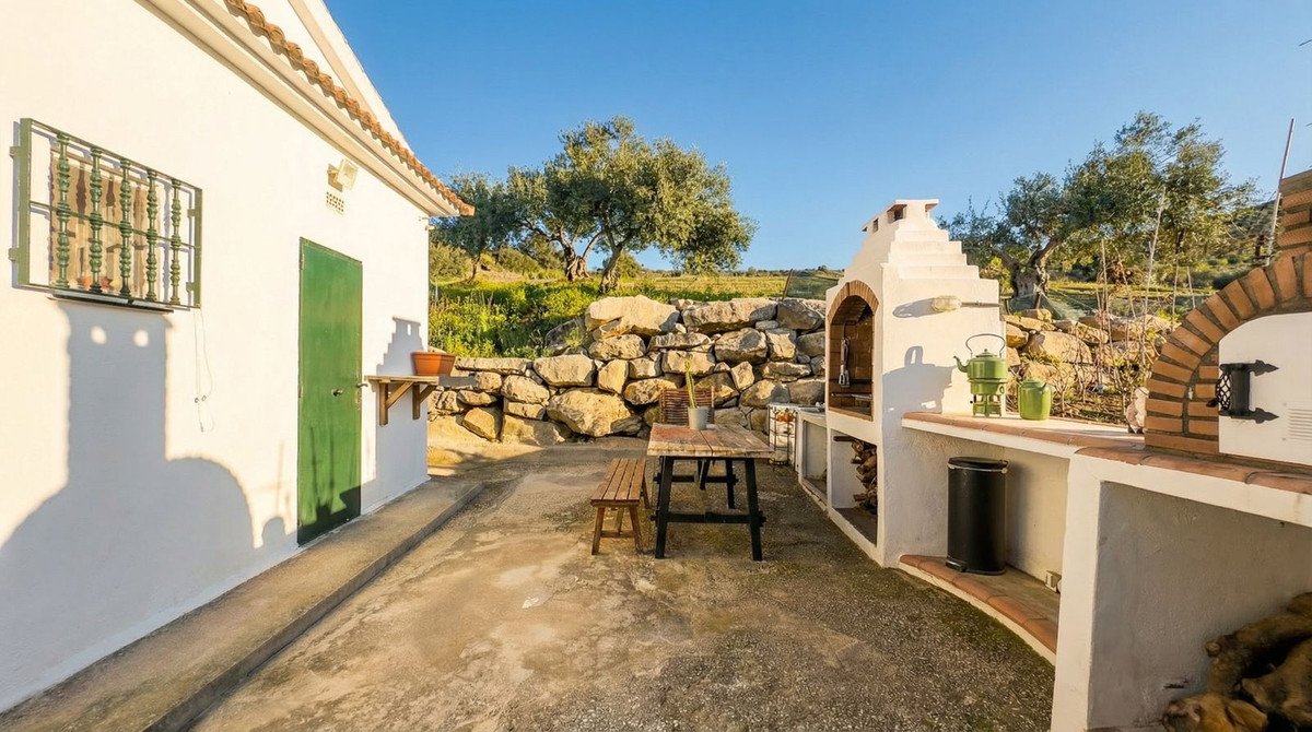 4 Bed Finca - Cortijo in Alora