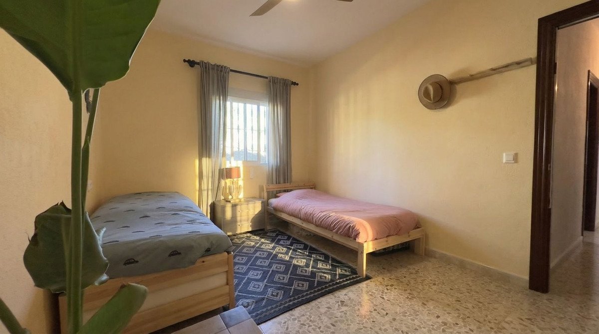 4 Bed Finca - Cortijo in Alora