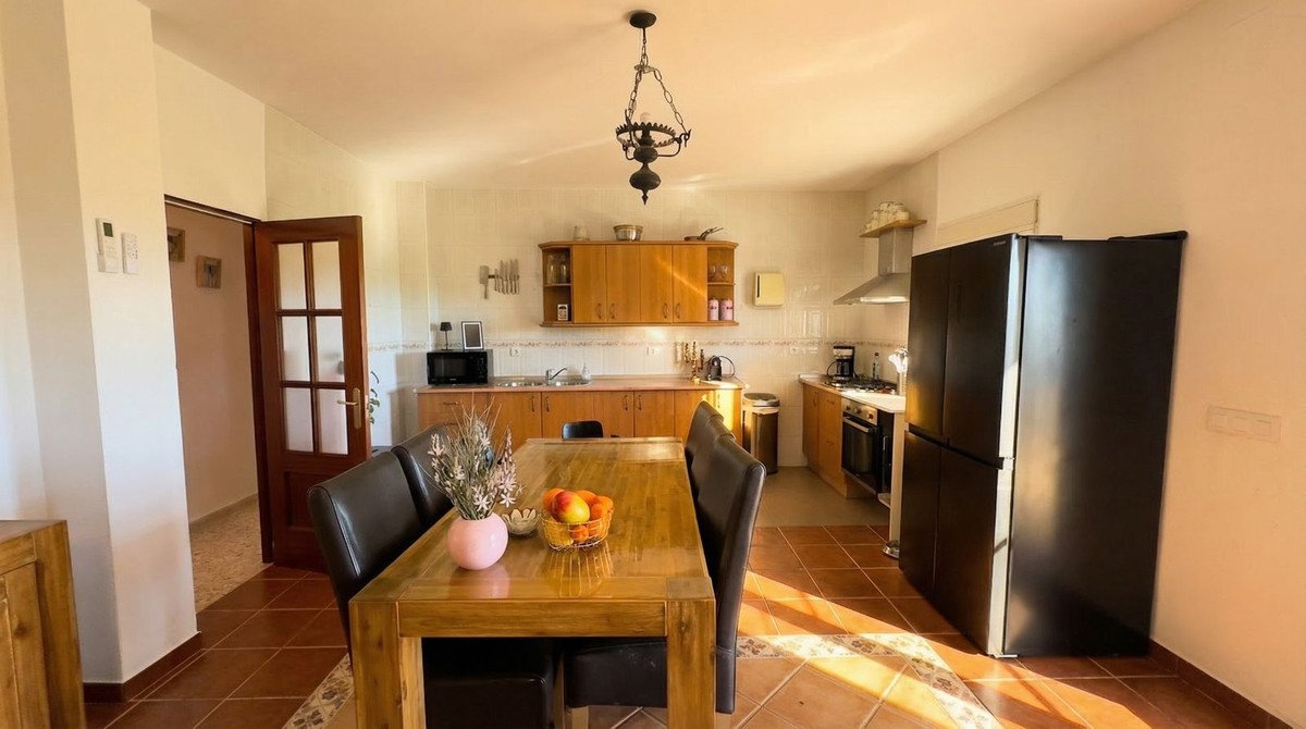 4 Bed Finca - Cortijo in Alora