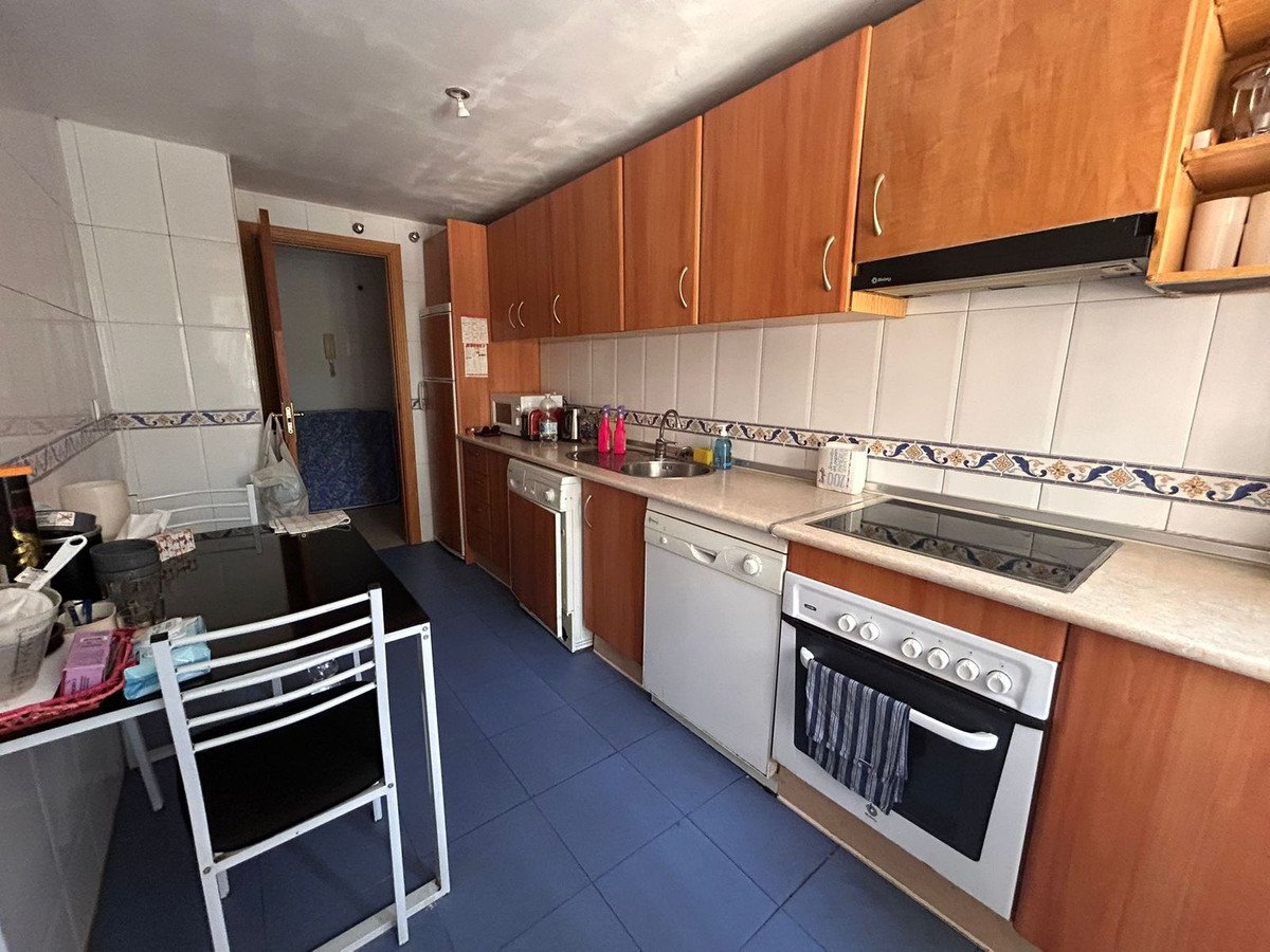 2 Bed Top Floor Apartment in Selwo