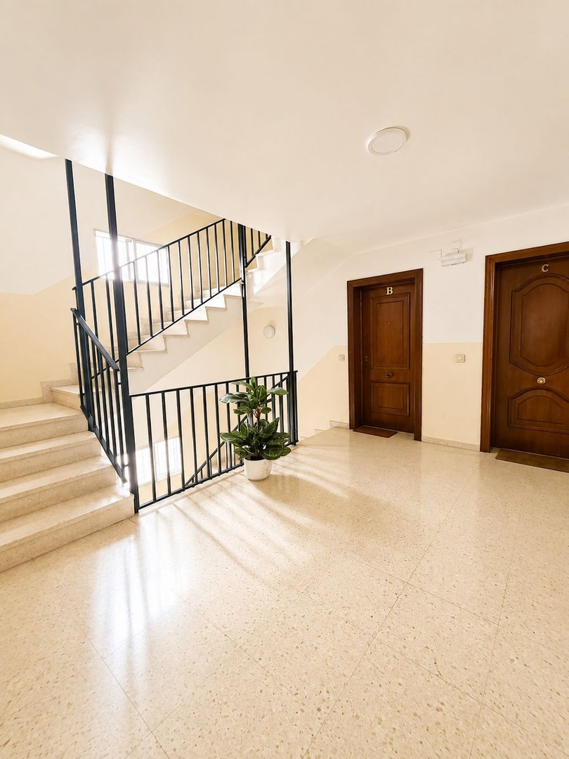 4 Bed Middle Floor Apartment in San Pedro de Alcántara