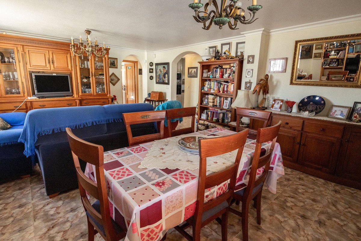 4 Bed Detached Villa in La Regia