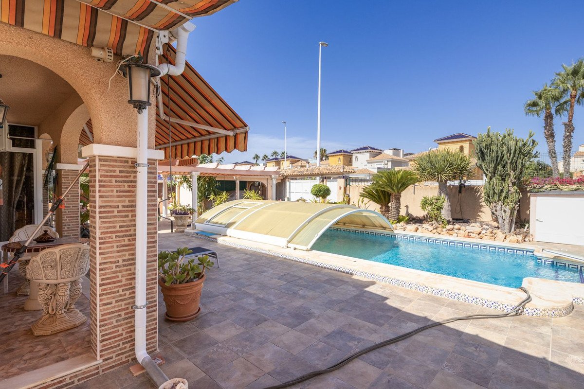 4 Bed Detached Villa in La Regia