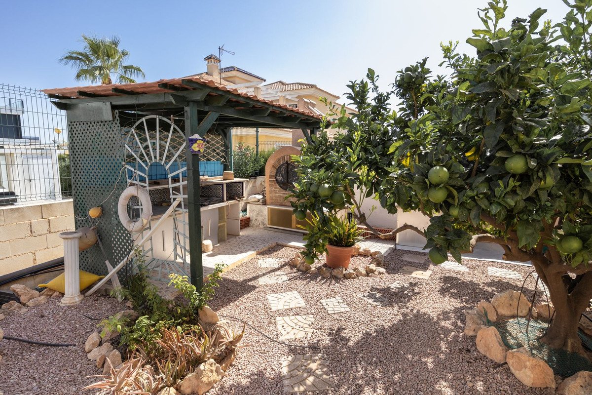 4 Bed Detached Villa in La Regia