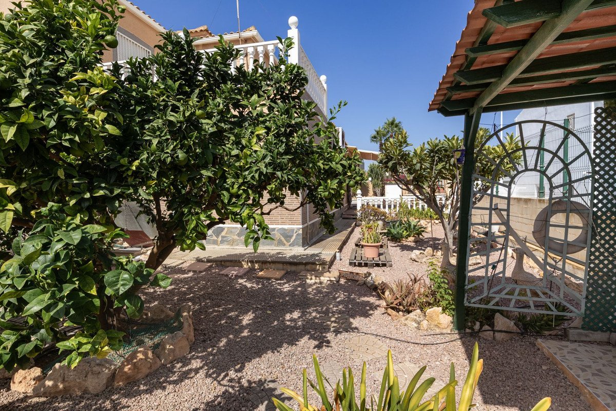 4 Bed Detached Villa in La Regia