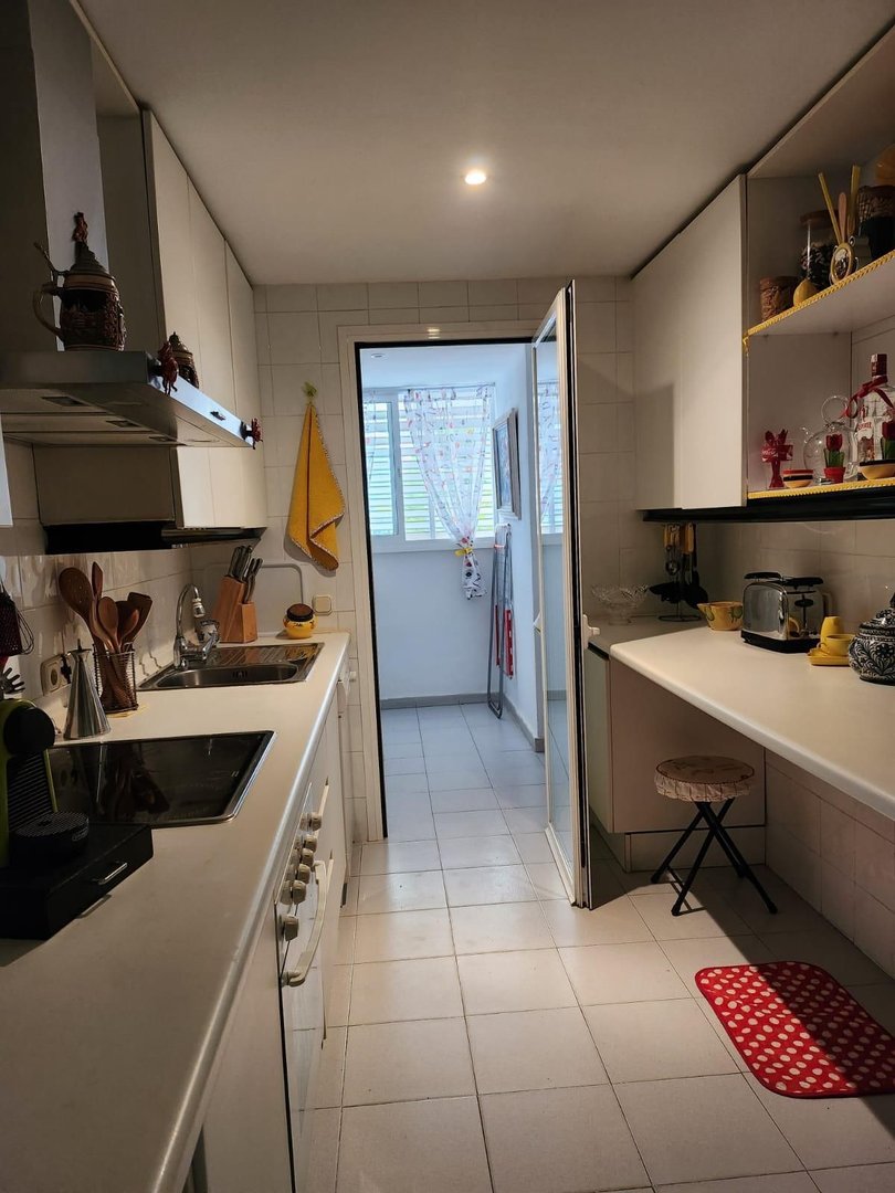 2 Bed Middle Floor Apartment in Puerto Banús