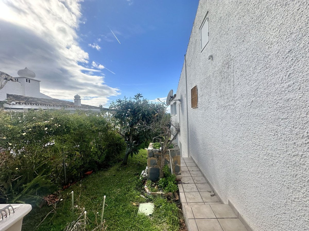 3 Bed Detached Villa in Calahonda