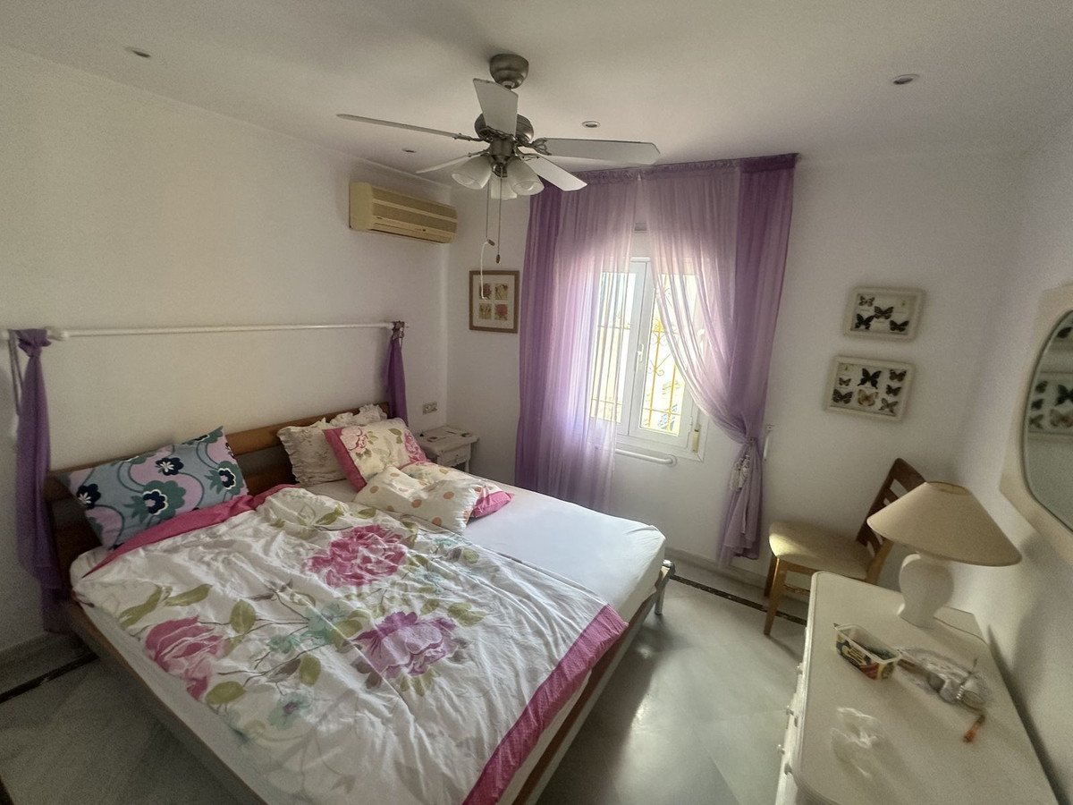 3 Bed Detached Villa in Calahonda