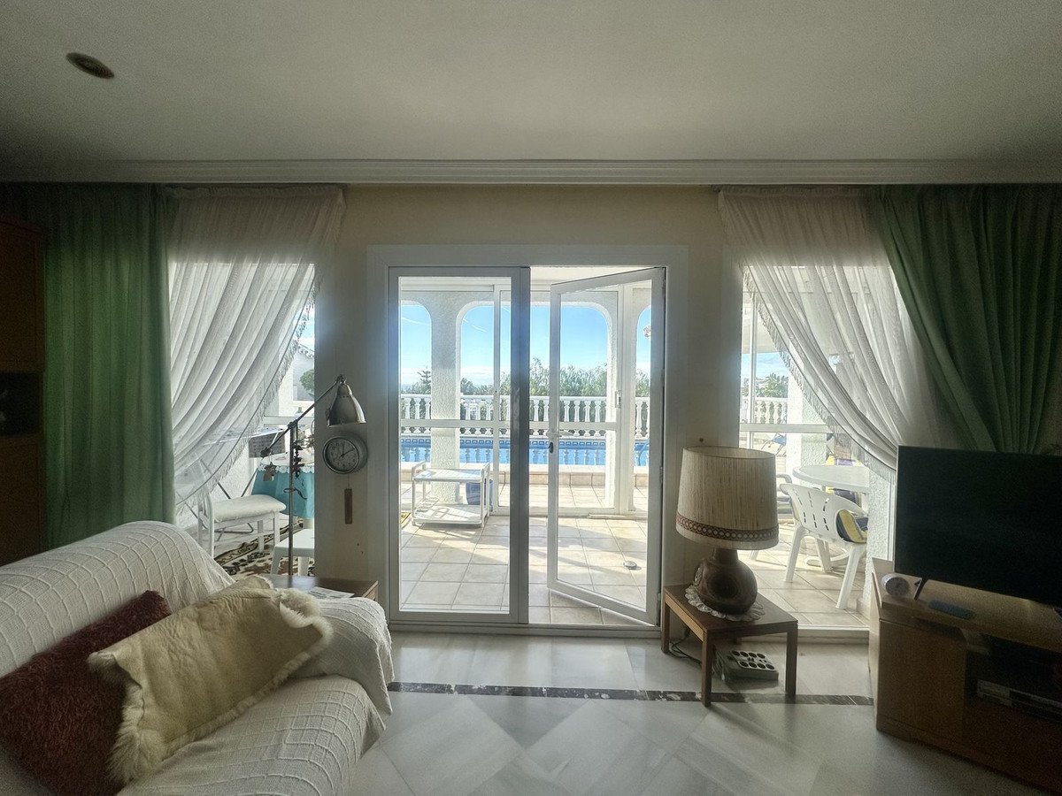 3 Bed Detached Villa in Calahonda