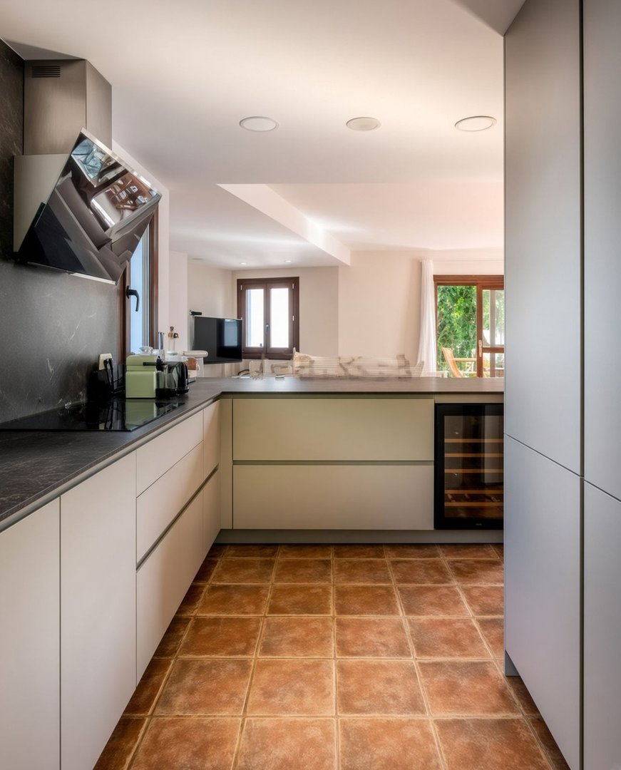 4 Bed Semi-Detached House in El Paraiso