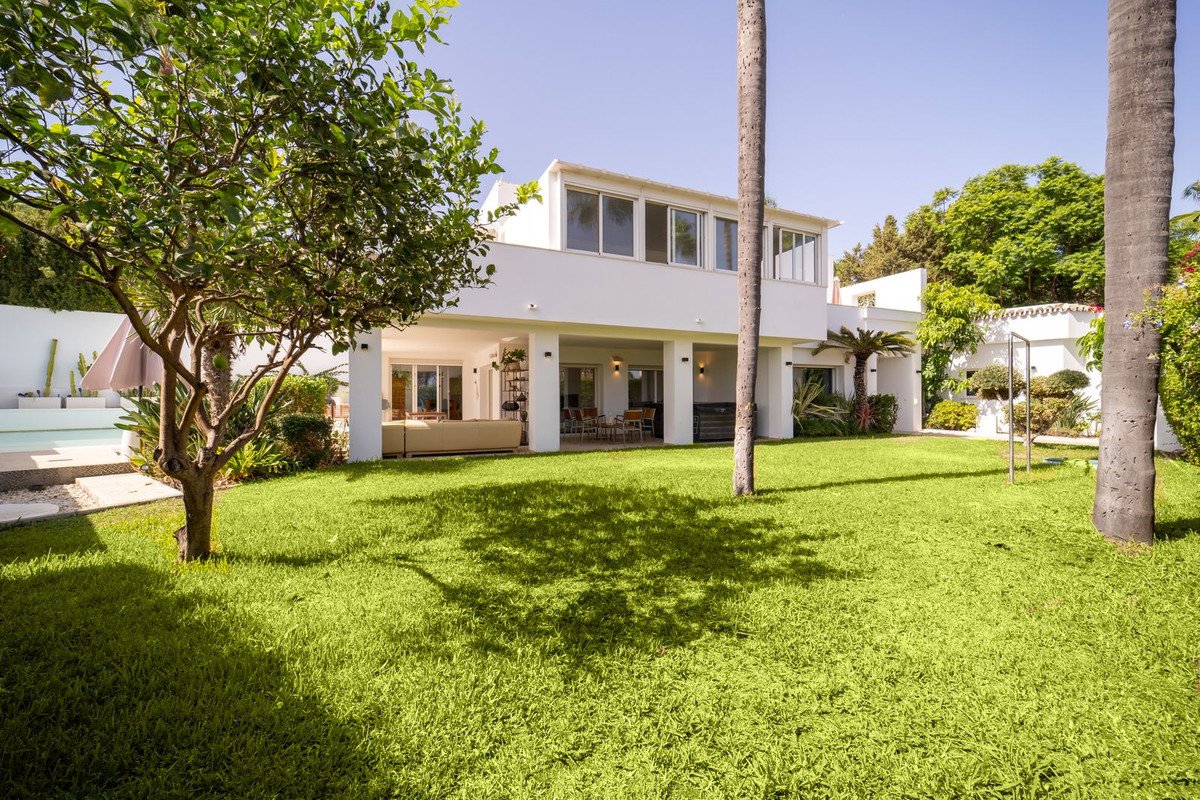 3 Bed Detached Villa in Marbesa