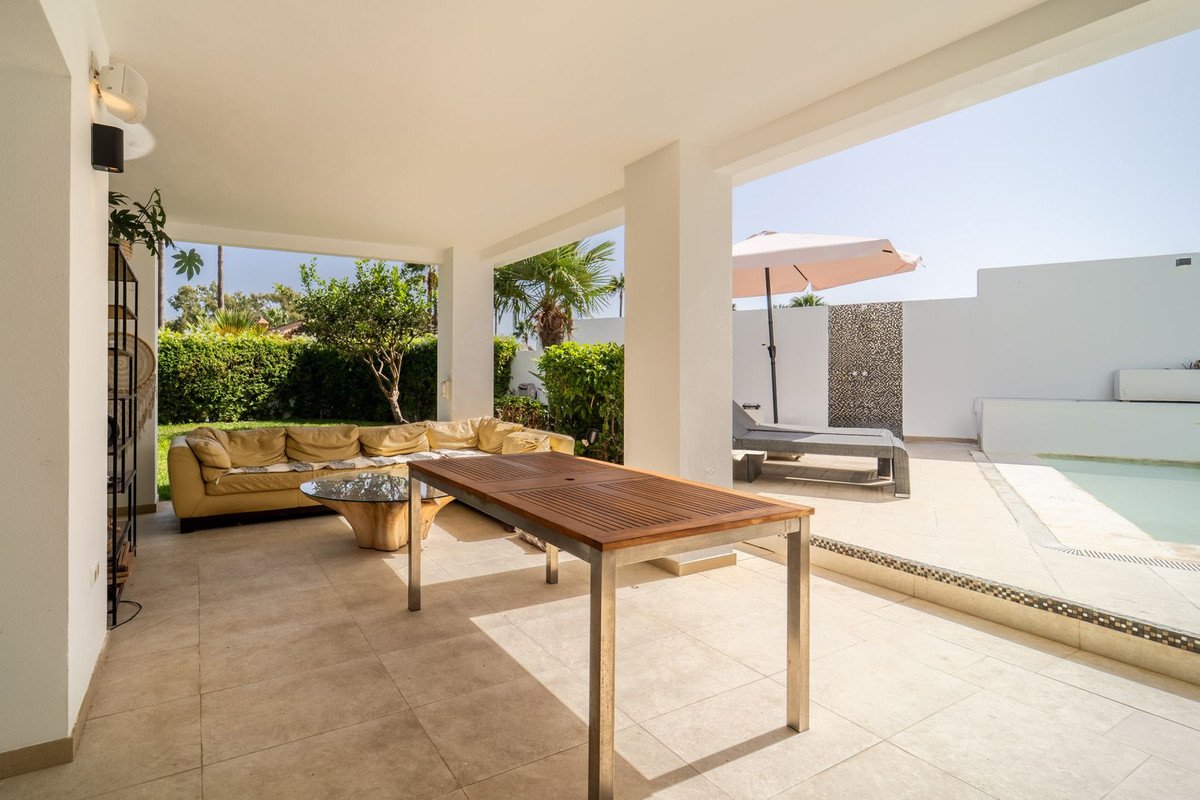 3 Bed Detached Villa in Marbesa