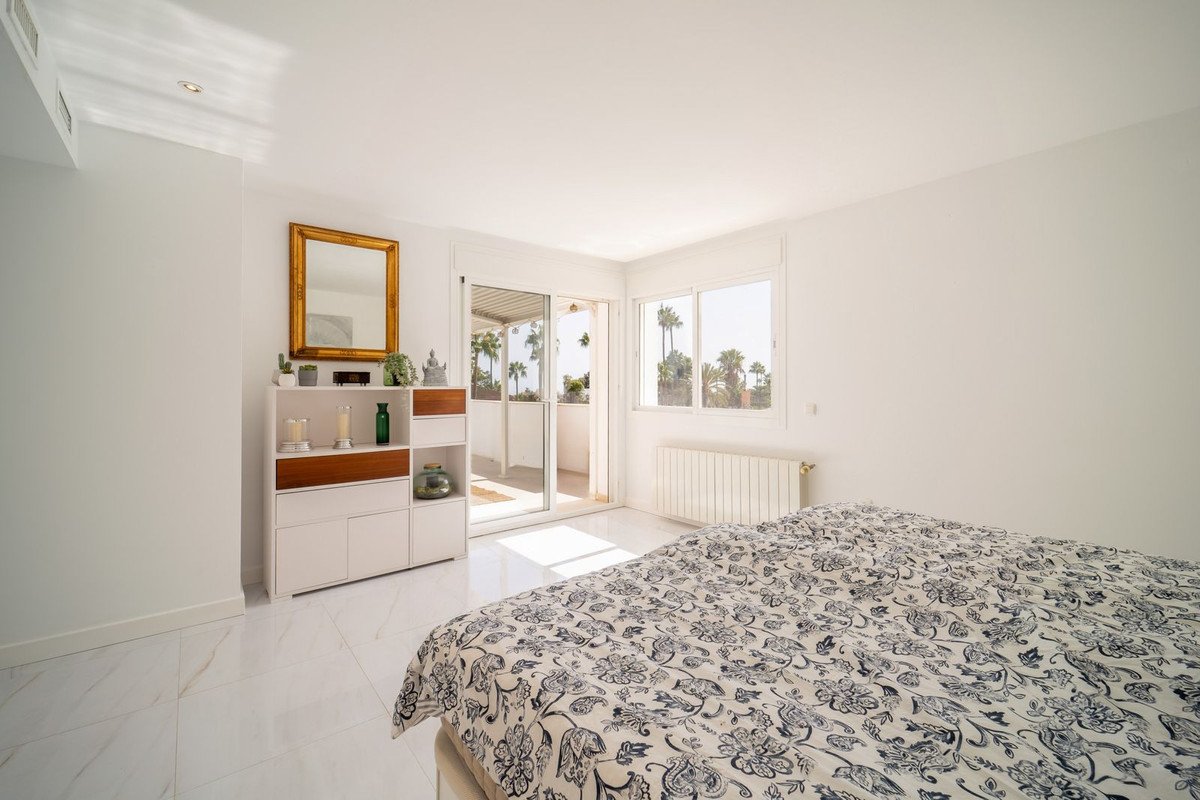 3 Bed Detached Villa in Marbesa