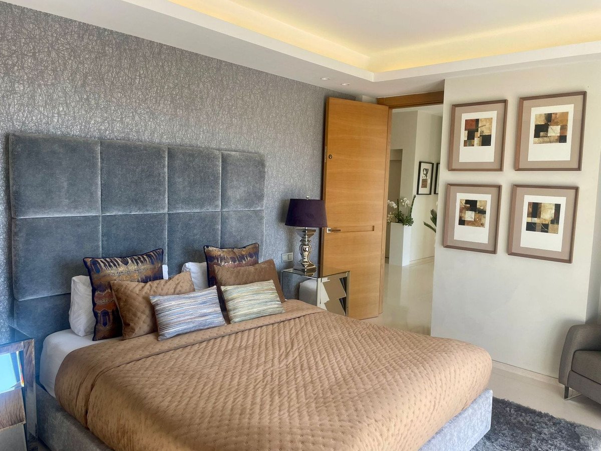 6 Bed Detached Villa in Marbella