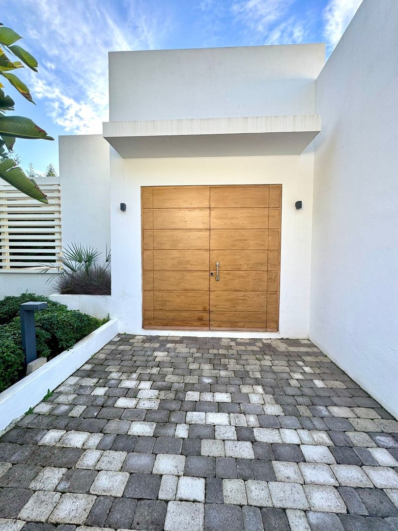 6 Bed Detached Villa in Marbella