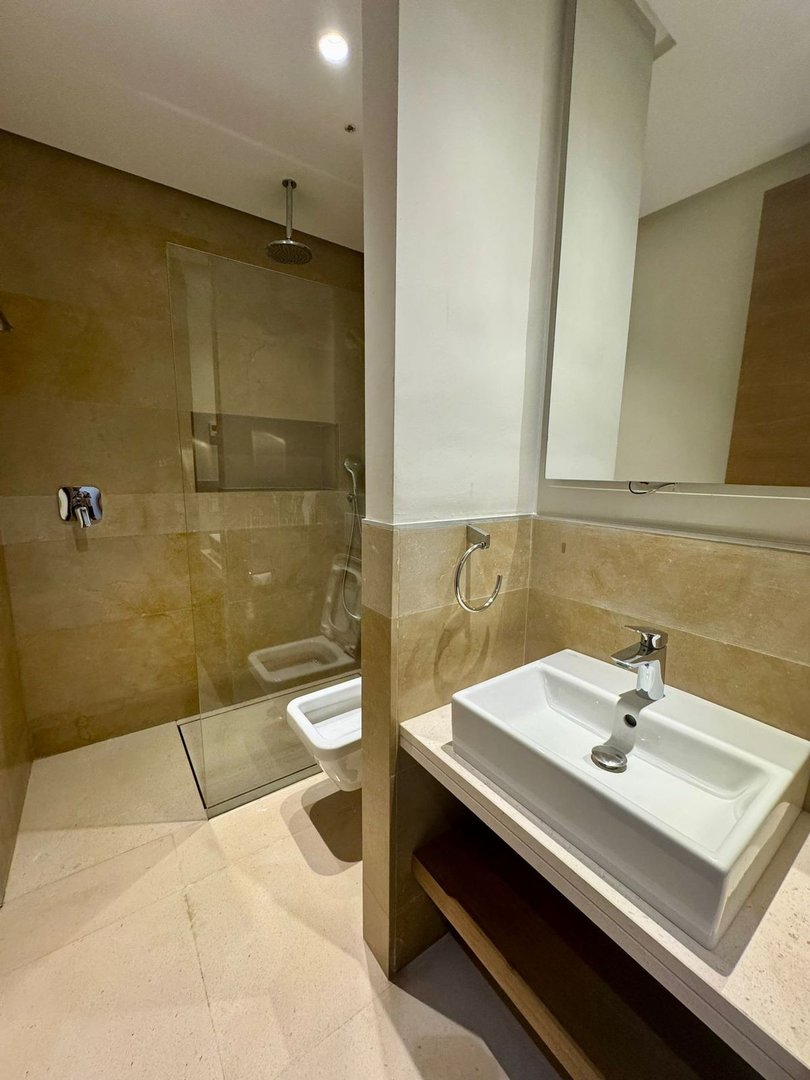 6 Bed Detached Villa in Marbella