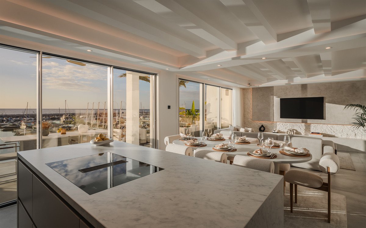 4 Bed Penthouse in Puerto Banús