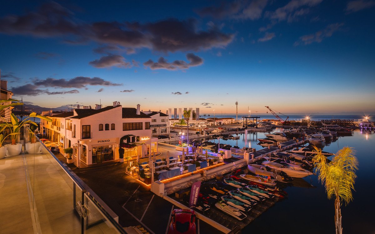4 Bed Penthouse in Puerto Banús